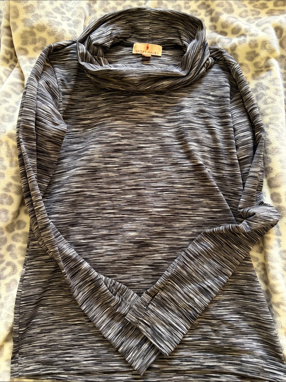Worn once! Women’s Sport Haley Cowl Neck Shirt | Size XS